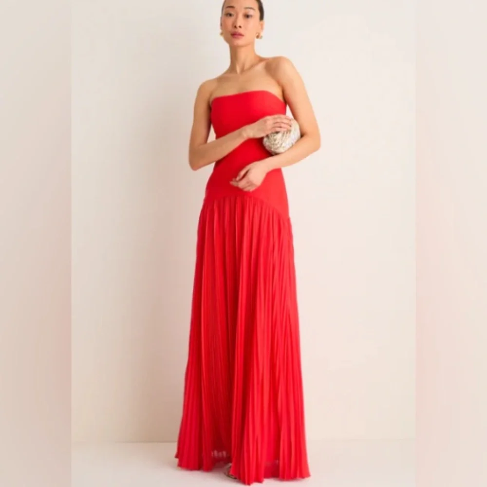 Alexis NWOT Sunniva Strapless Pleated Gown - Picture 4 of 15